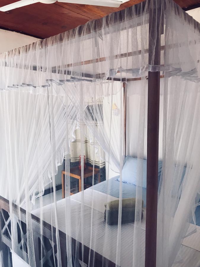 The Breeze Mirissa Bed and Breakfast Εξωτερικό φωτογραφία